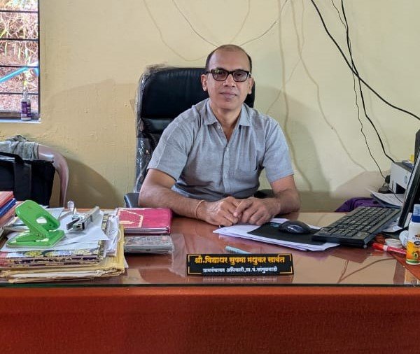 श्री. विद्याधर मधुकर सावंत